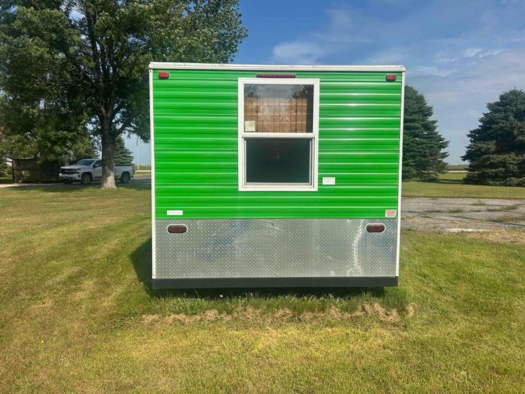 ice-castle-fish-house-image-4