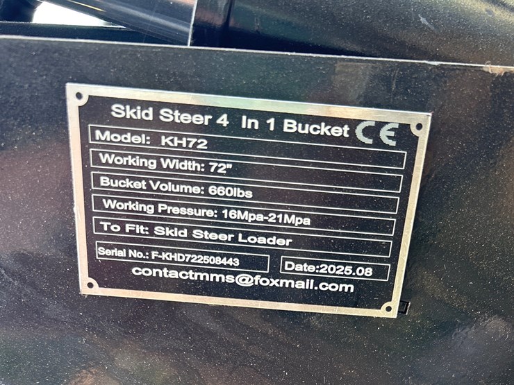 #444-•-quick-attach-4-in-1-bucket-image-4