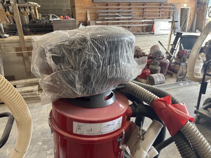 #5092-•-pullman-ermator-s26-hepa-vacuum-w/-c3000-separator-image-7