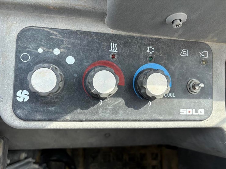 2019-sdlg-l938f-image-32