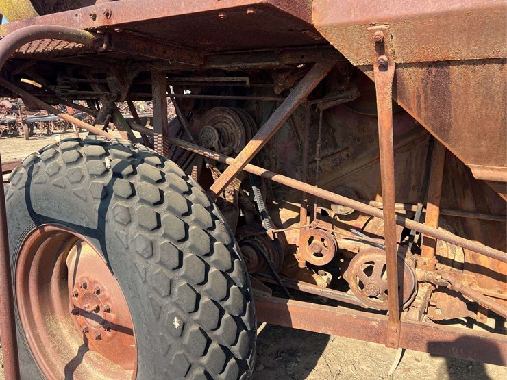 mccormick-combine-image-15