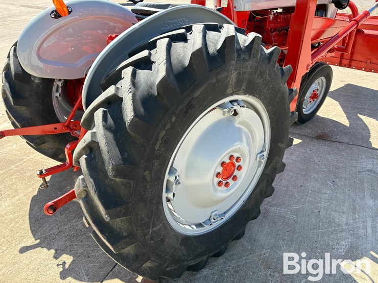 1958-ford-901-image-16