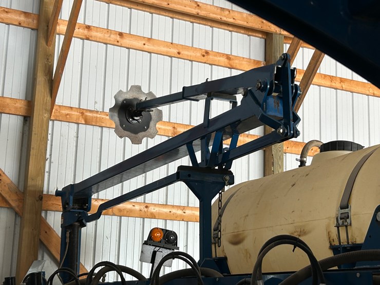 2010-kinze-3660-image-24
