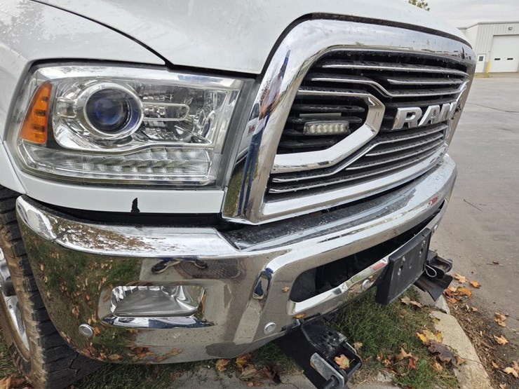 2018-dodge-ram-2500-image-13