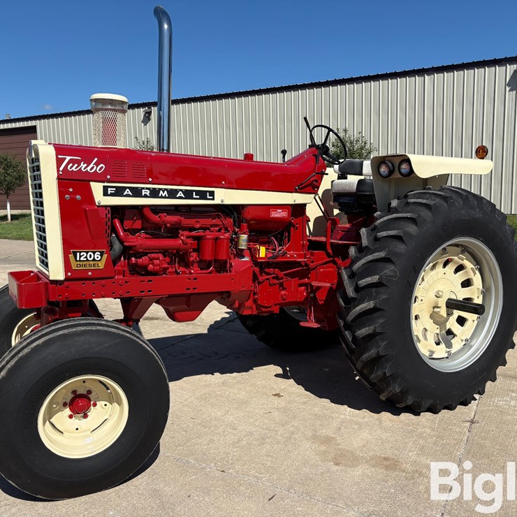 1966 INTERNATIONAL 1206