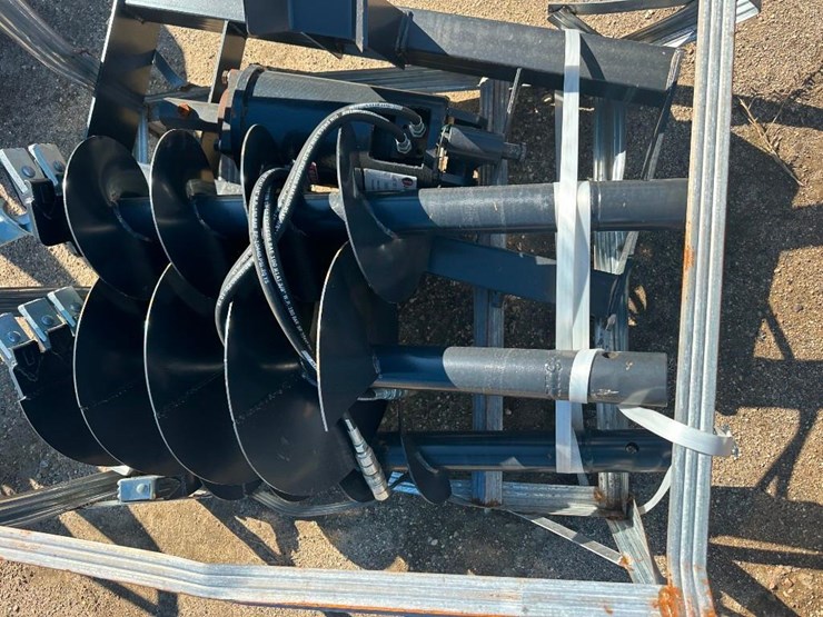 skid-steer-auger-image-2