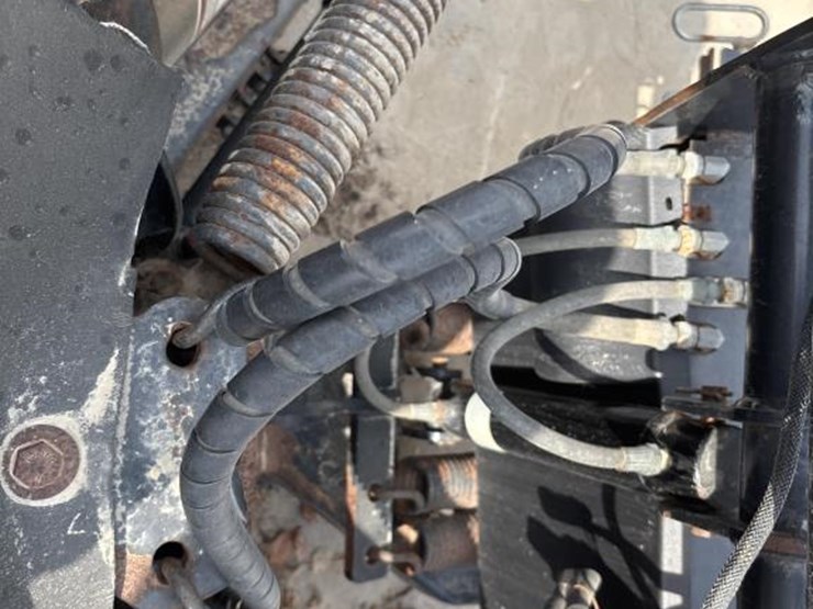 #5035-•-boss-power-v-dxt-smart-shield-truck-v-plow-image-5