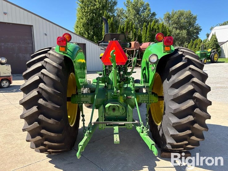 1969-john-deere-3120-image-6