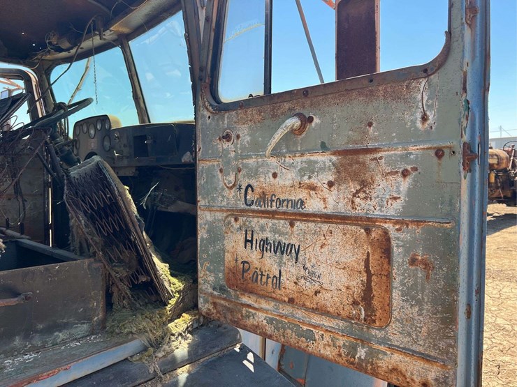 autocar-diesel-dump-truck-image-21