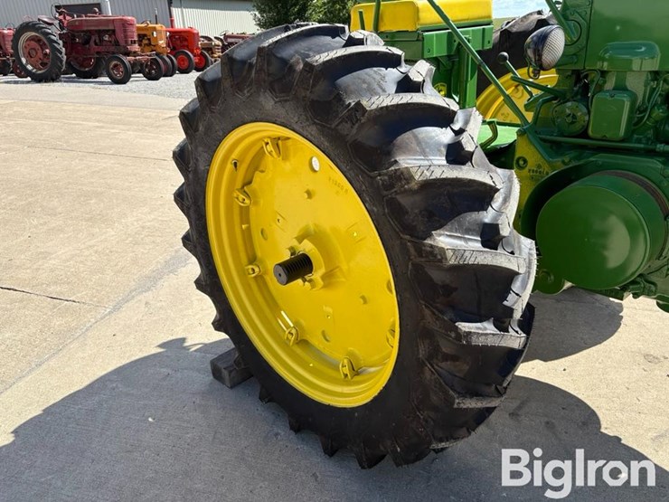 1955-john-deere-70-image-16