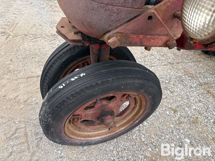 1947-ih-farmall-b-culti-vision-2wd-tractor-image-14