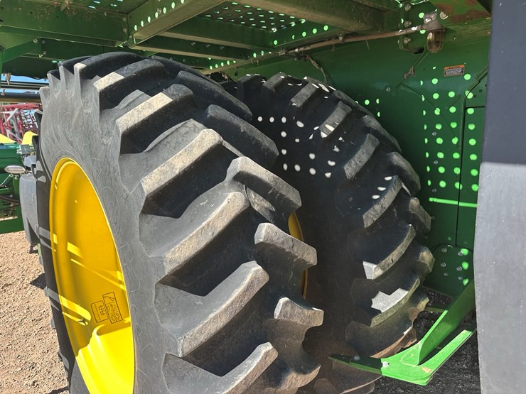 2017-john-deere-cs690-image-4
