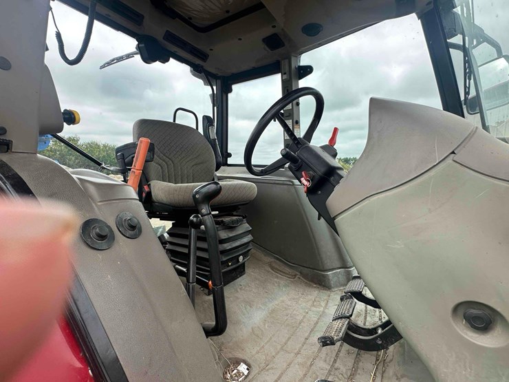 case-ih-jx1100u-image-9