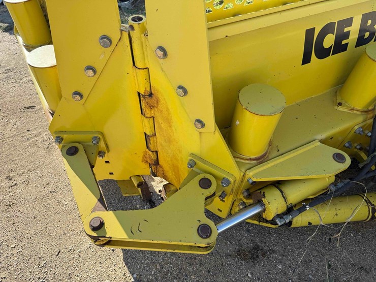 degelman-ice-breaker-dozer-image-9