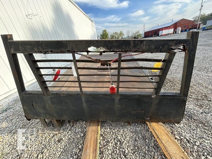 flatbed-7'6"-x-11'-image-3