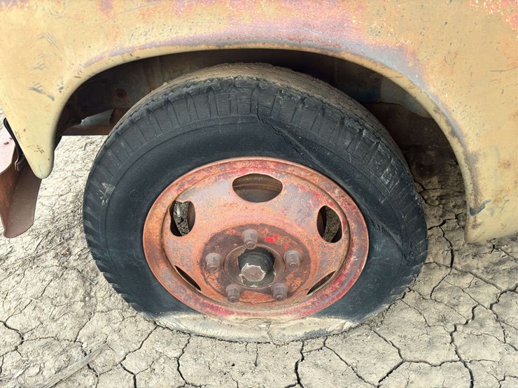 studebaker-stake-bed-truck-image-25