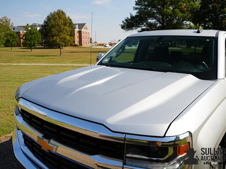 2017-chevrolet-silverado-1500-image-10