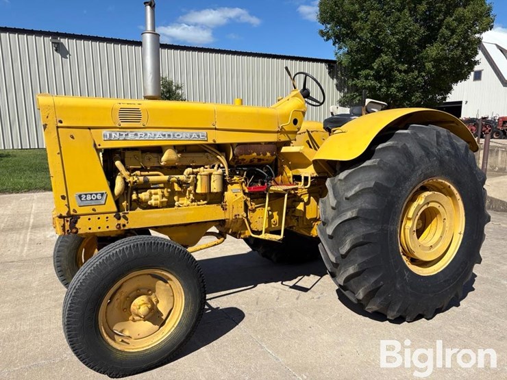 1964-international-2806-image-1