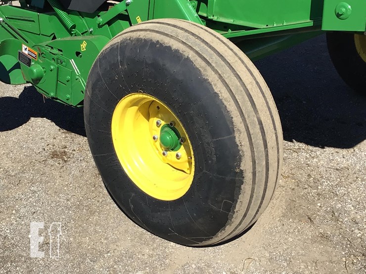 2023-john-deere-451m-image-13