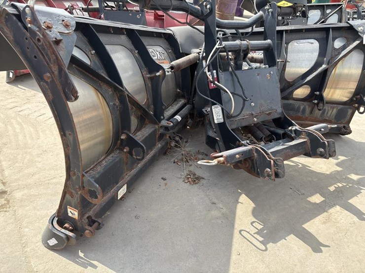 #5035-•-boss-power-v-dxt-smart-shield-truck-v-plow-image-2