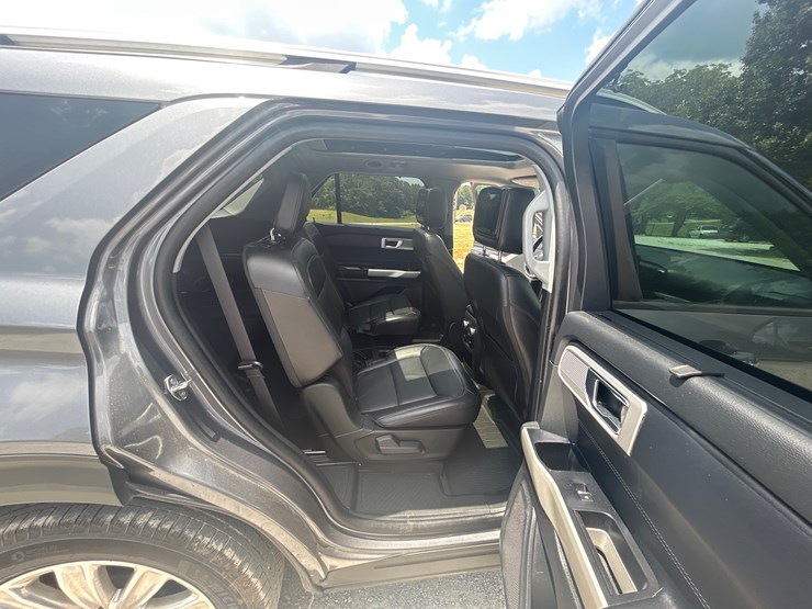 2021-ford-explorer-image-20