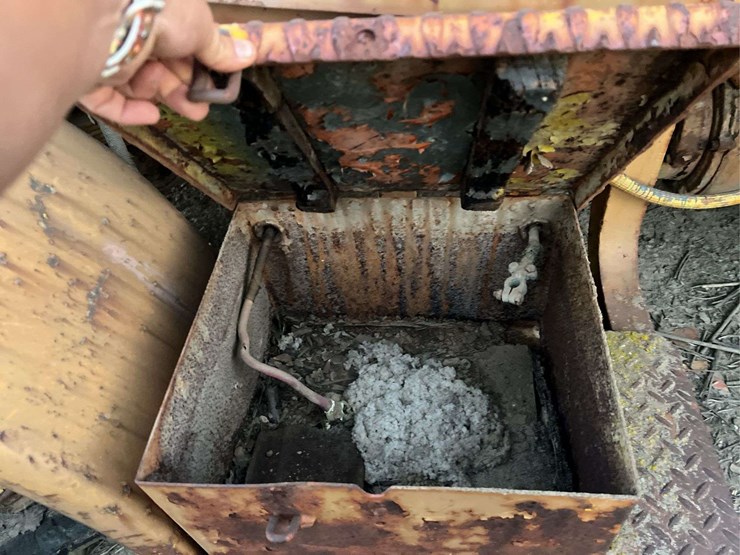 fwd-dump-truck-image-11