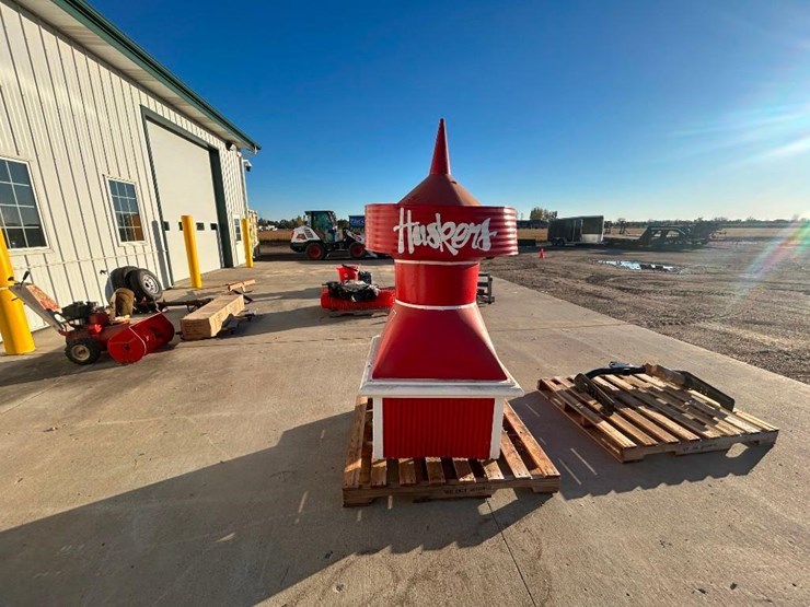 nebraska-huskers-cupola-image-1