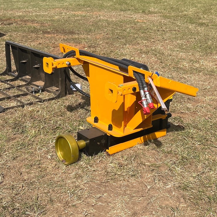 #484 • Quick Attach Pile Hammer