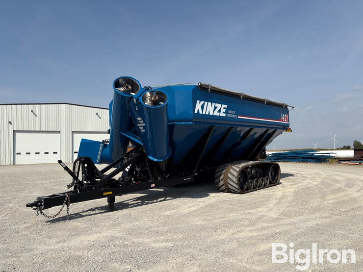 2024-kinze-1421-grain-cart-image-1