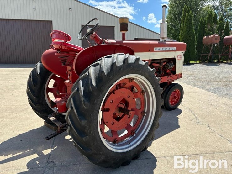 1959-case-ih-560-image-5