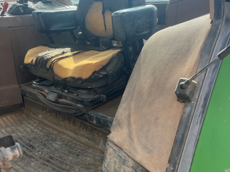 john-deere-7810-image-21