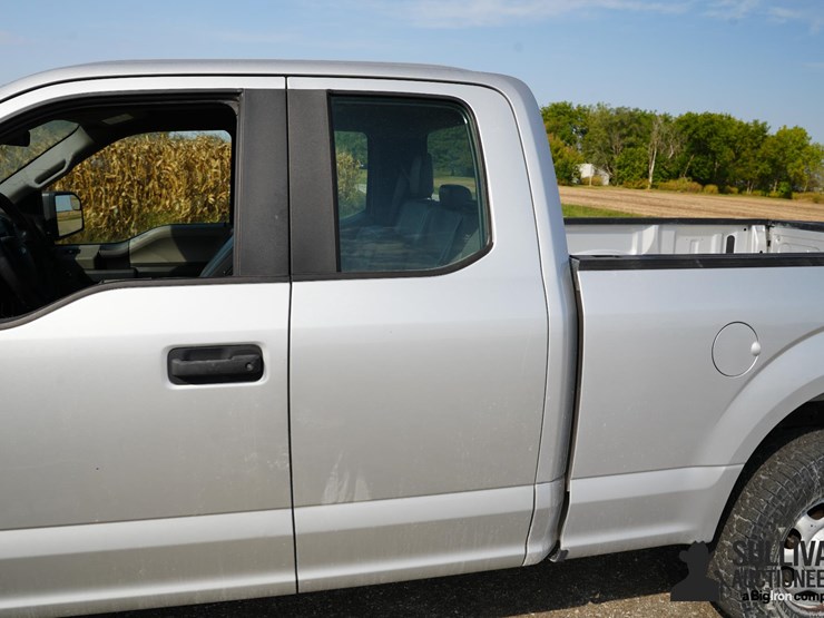 2018-ford-f150-image-15