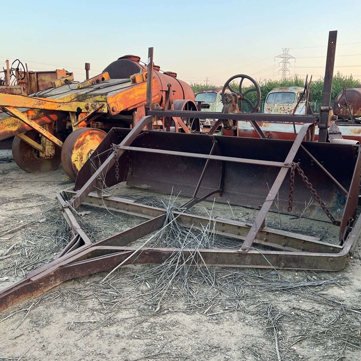 Pull Type Box Scaper