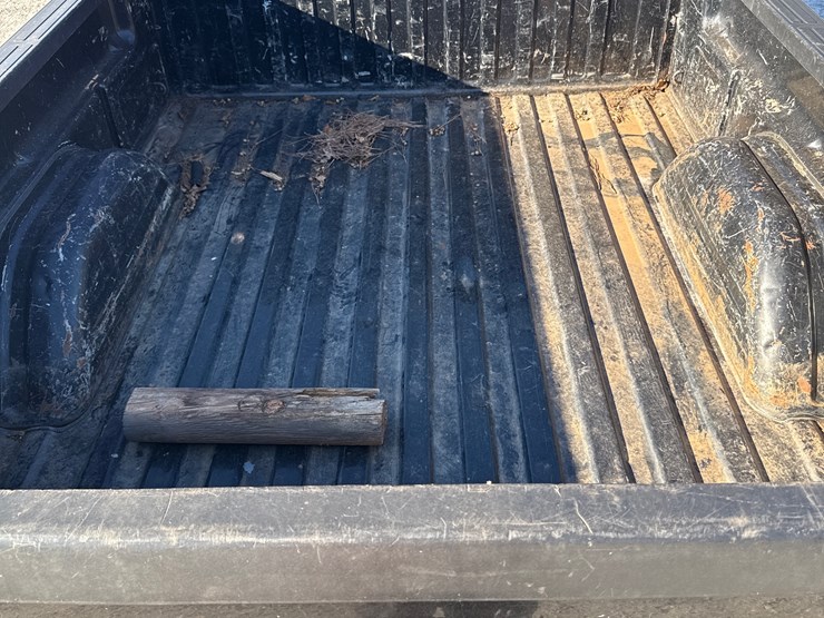 2003-chevrolet-silverado-2500-image-11