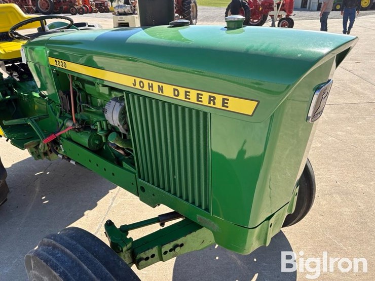 1973-john-deere-2030-image-16