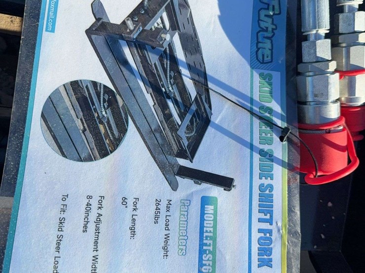 skid-steer-side-shift-fork-image-2