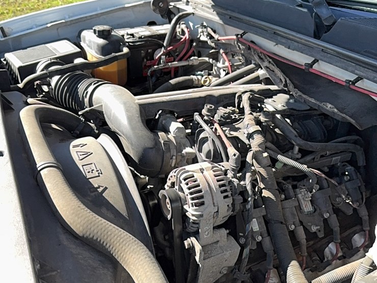 2007-chevy-3500-hd-flatbed-6.0-vortec-engine-146,125-miles-image-13