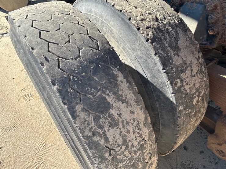 1987-ford-l8000-image-23