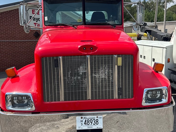 2003-peterbilt-roll-back-21ft-aluminum-bed-image-2