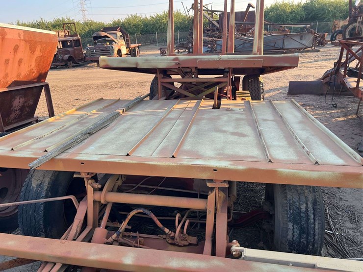 self-propelled-bale-accumulator-image-11