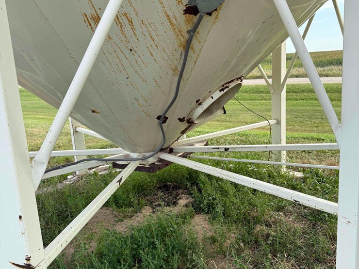 stor-king-hopper-bin-image-2