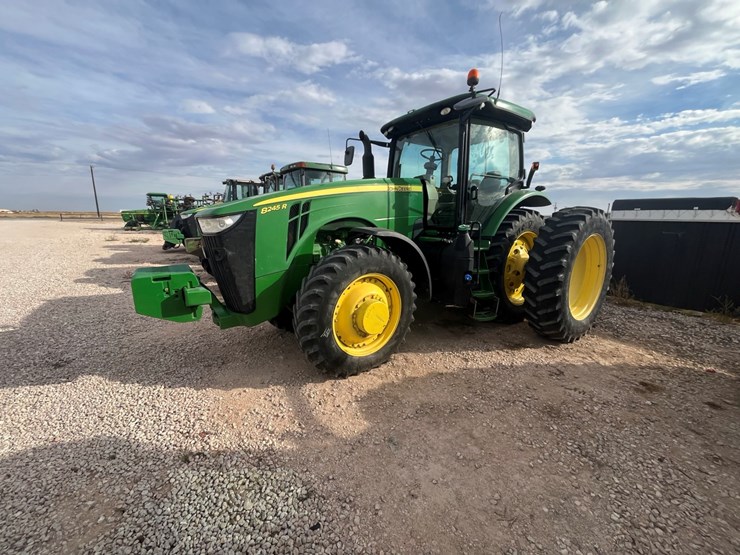 john-deere-8245r-image-1