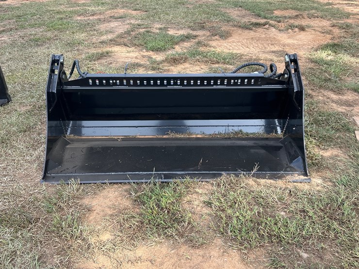 #444-•-quick-attach-4-in-1-bucket-image-3