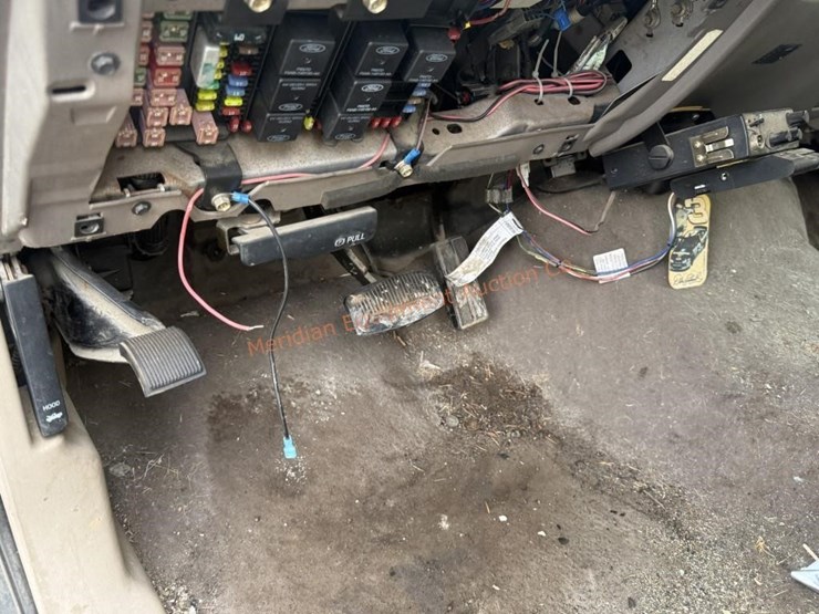 2002-ford-f350-image-31