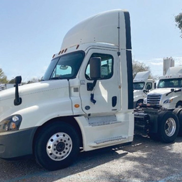 2019 FREIGHTLINER CASCADIA 125