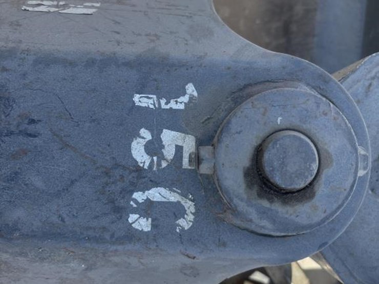 #5094-•-bobcat-15c-skid-steer-12"-auger-image-8