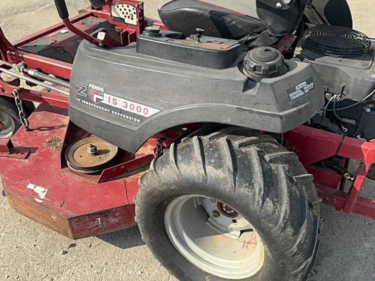 ferris-zero-turn-mower-image-5