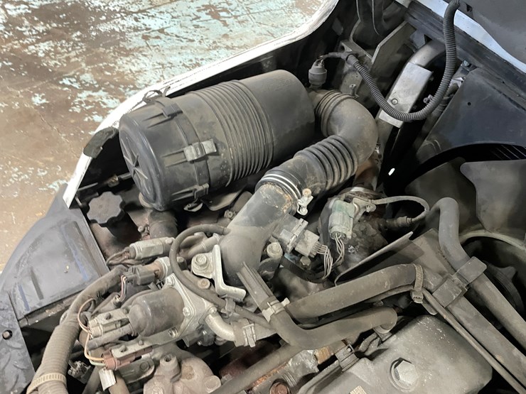 2017-unicarriers-cf60-image-52