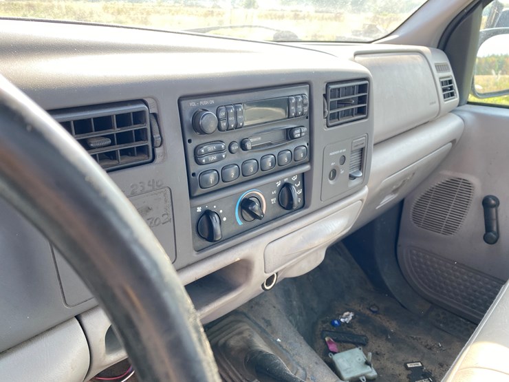 1999-ford-f350-image-21