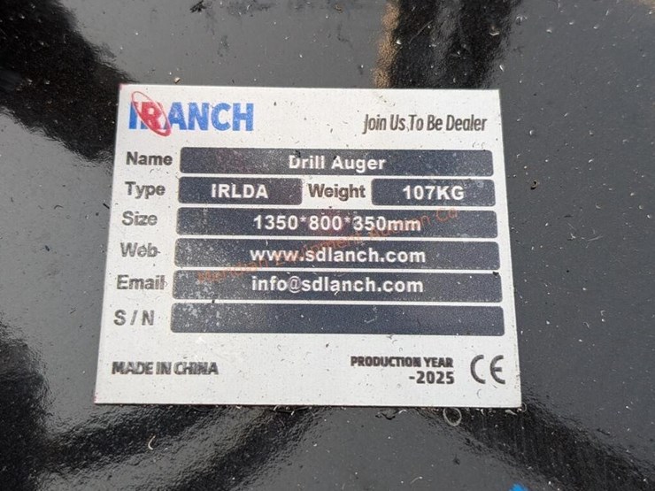 ir-mini-skid-steer-hyd-auger-image-3